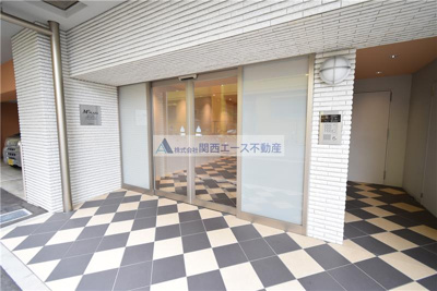 【エントランス】 | Ｍ’プラザ小阪駅前｜スタイリッシュな新築マンション！