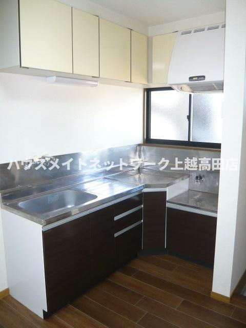 ハイツ２５の居間・リビング|ＤＫ