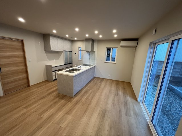 山形市小立4丁目（D区画）の居間・リビング|ゆったり過ごせるリビングです