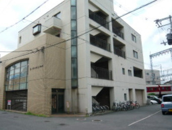 西島ビルの外観|落ち着いた雰囲気の外観です