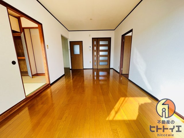 シャンセ赤坂の居間・リビング