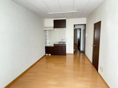 【居間・リビング】 | グリーンパークつつみ 11