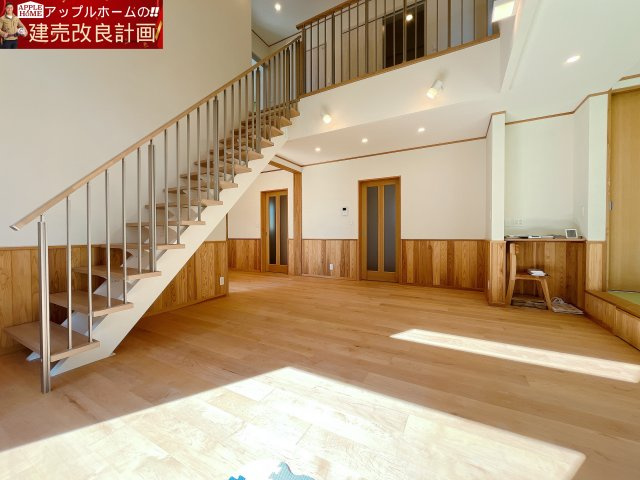 熊谷市新島　戸建の居間・リビング