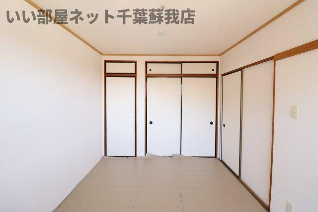 グランメール葛城の和室|フローリングだけでなく、和室もあります