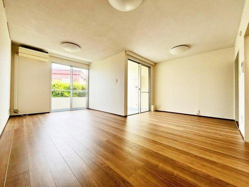 【居間・リビング】 | 小田急線「玉川学園前」中古戸建