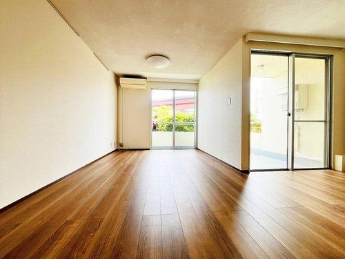 【居間・リビング】 | 小田急線「玉川学園前」中古戸建