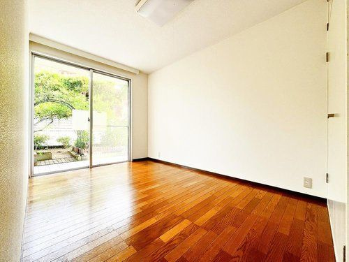 【居間・リビング】 | 小田急線「玉川学園前」中古戸建