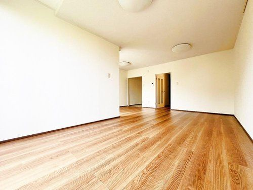 【居間・リビング】 | 小田急線「玉川学園前」中古戸建