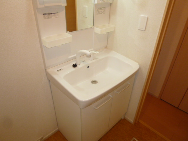 倉敷市児島小川８丁目のアパートの洗面所