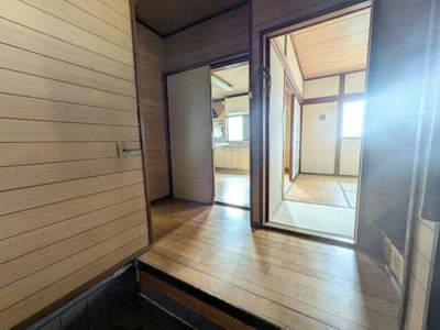 【玄関】 | 山科区川田南畑町　中古戸建