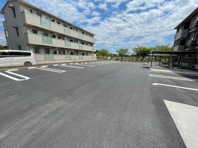 【駐車場】 | ウィルグランデ