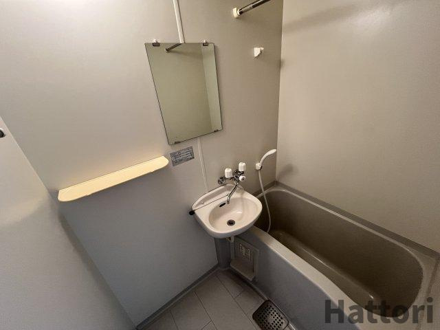 プレリュード江坂の浴室