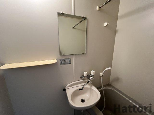 プレリュード江坂の洗面所