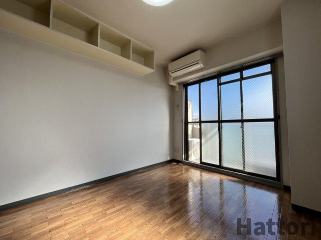 プレリュード江坂の居間・リビング