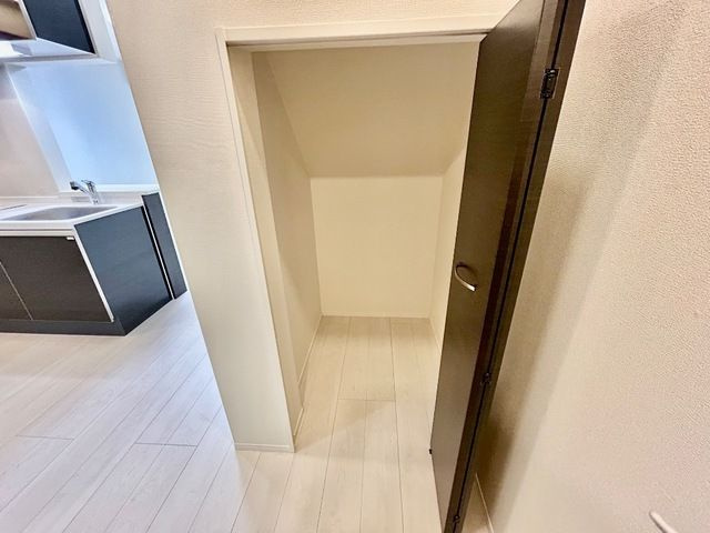 ラークスパー（Larkspur） の収納