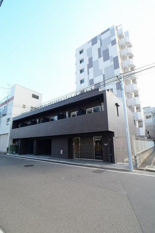 ステージグランデ多摩川の外観|外観タイル張り　2018年1月築　RC鉄筋コンクリート造地上10階建て1K～1LDK総戸数55戸Wi-Fiインターネット無料の分譲賃貸マンション