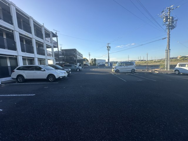 アイルーム豊田永覚IIの駐車場