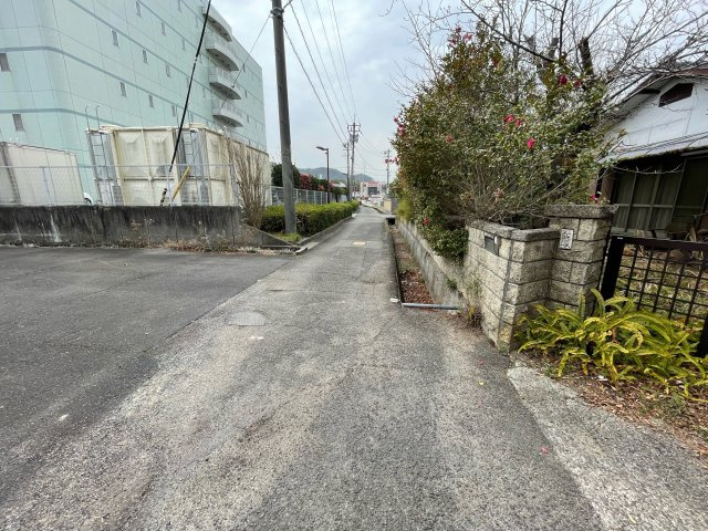 牟礼町牟礼　土地の周辺