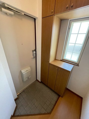 【玄関】 | ヒルサイドハウスＡ