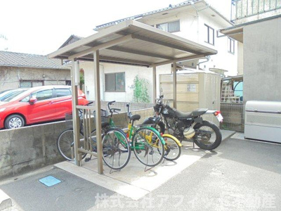 【その他】 | ドルチェ城南 | 屋根付き駐輪場