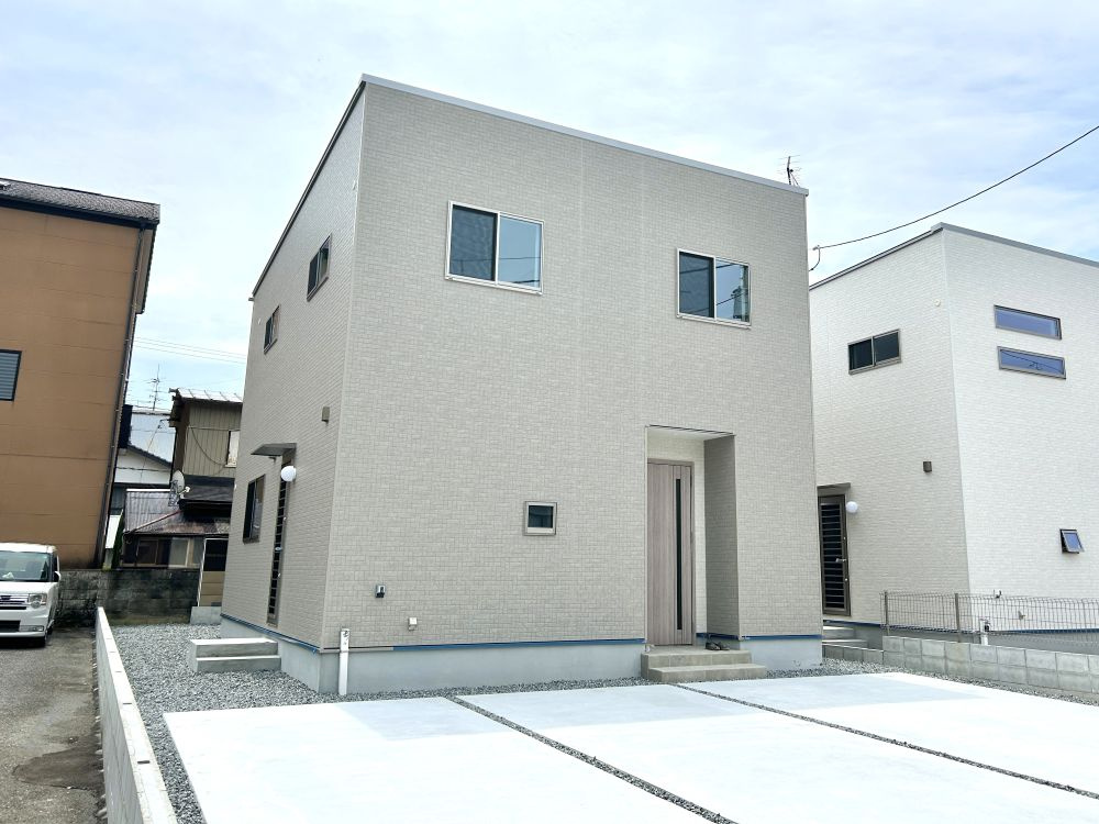 高知市桟橋通建売④の外観|とさでん桟橋通3丁目まで徒歩3分。周辺にコンビニや飲食店もあるので生活しやすいエリアです♪