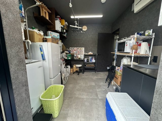 舞木町貸店舗の内装