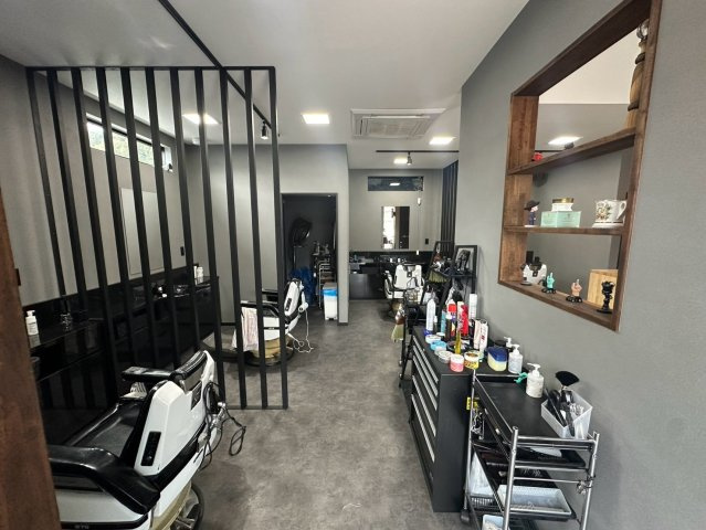 舞木町貸店舗の内装