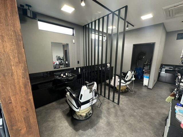 舞木町貸店舗の内装