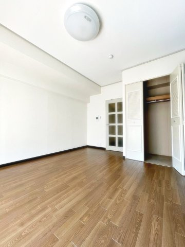 ロシェ宝塚の居間・リビング|使いやすいリビングです