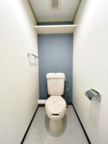 ロシェ宝塚のトイレ|落ち着いた色調のトイレです