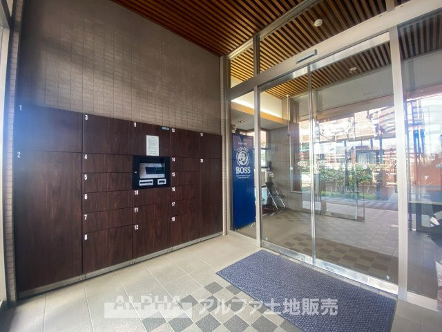 ライオンズガーデン西武立川のエントランス