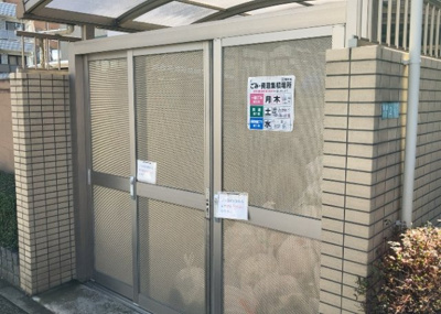 【設備】 | クレアコート東林間 | 共有部分は、住民なら誰もが使える設備のこと。例えば駐車場やエレベーター、インターネット設備、セキュリティ設備などがあります。他にも、マンションの廊下・外部階段やエントランス・ゴミ置き場などがあります。