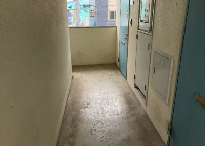 【その他共用部分】 | シードオン２１ | 共用部分は、一棟の建物に住む区分所有者全員が共同で所有するとし、共用部分の管理、補修などは、区分所有者で形成される管理組合が行います。個人の判断で勝手に変更することはできませんので覚えておきましょう。