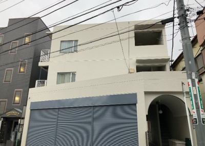 【外観】 | シードオン２１ | 一般的なバルコニーは、奥行1.5ｍ程ですが、ワイルドバルコニーは2ｍまで広がっています。そのため洗濯物の間隔をあけ干すことができ、乾きやすいというメリットや、ガーデニングが楽しめる等の特徴があります。