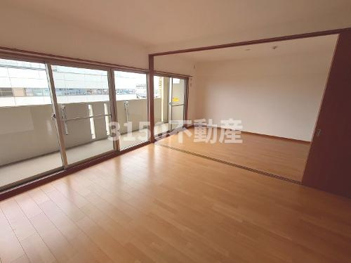 ラ・ミノールIIIの居間・リビング