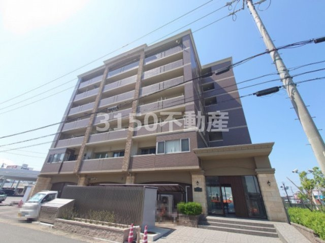 ラ・ミノールIIIの外観