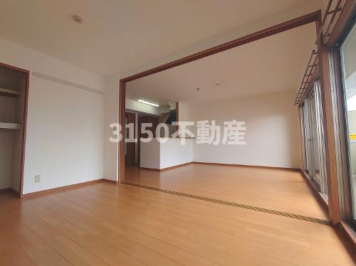 ラ・ミノールIIIの居間・リビング