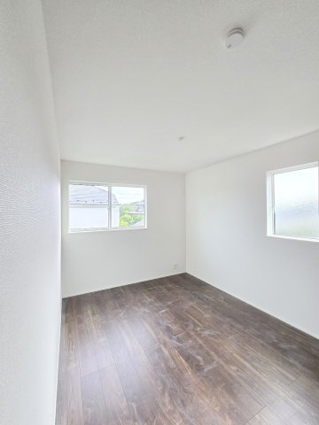 リナージュ　瑞穂町二本木　新築　全5棟　3号棟の洋室