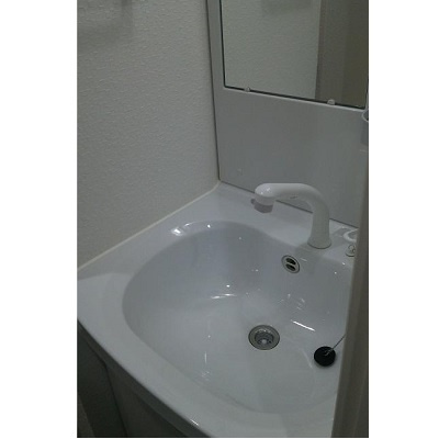 プレセダンヒルズ八王子の内装|明るい室内です