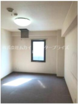 高田第三吉田ビルの内装|明るい室内です