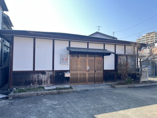 上坂部三丁目ガレージ付き店舗事務所