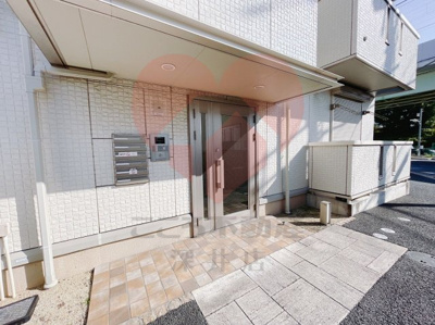 【エントランス】 | エスト・ファヴォーラ