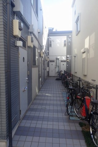 グランエッグス茗荷谷のエントランス