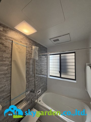 平塚市徳延　中古戸建の浴室