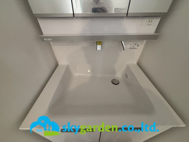 平塚市徳延　中古戸建の洗面所