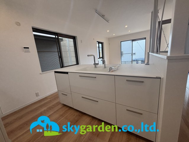 平塚市徳延　中古戸建のキッチン