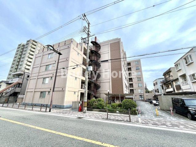 長居第2コーポラスの外観