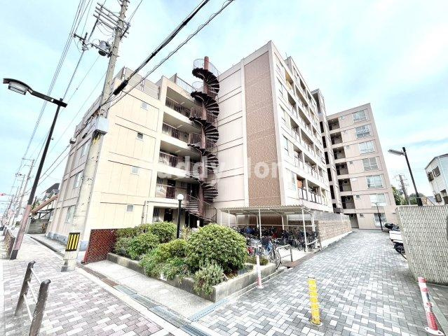 長居第2コーポラスの外観