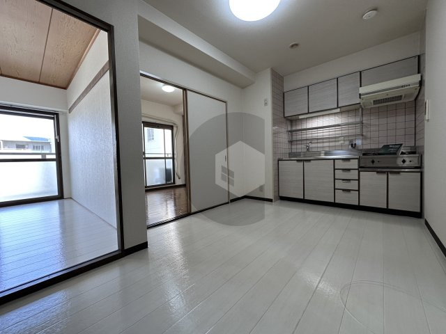 友井グレイスの居間・リビング