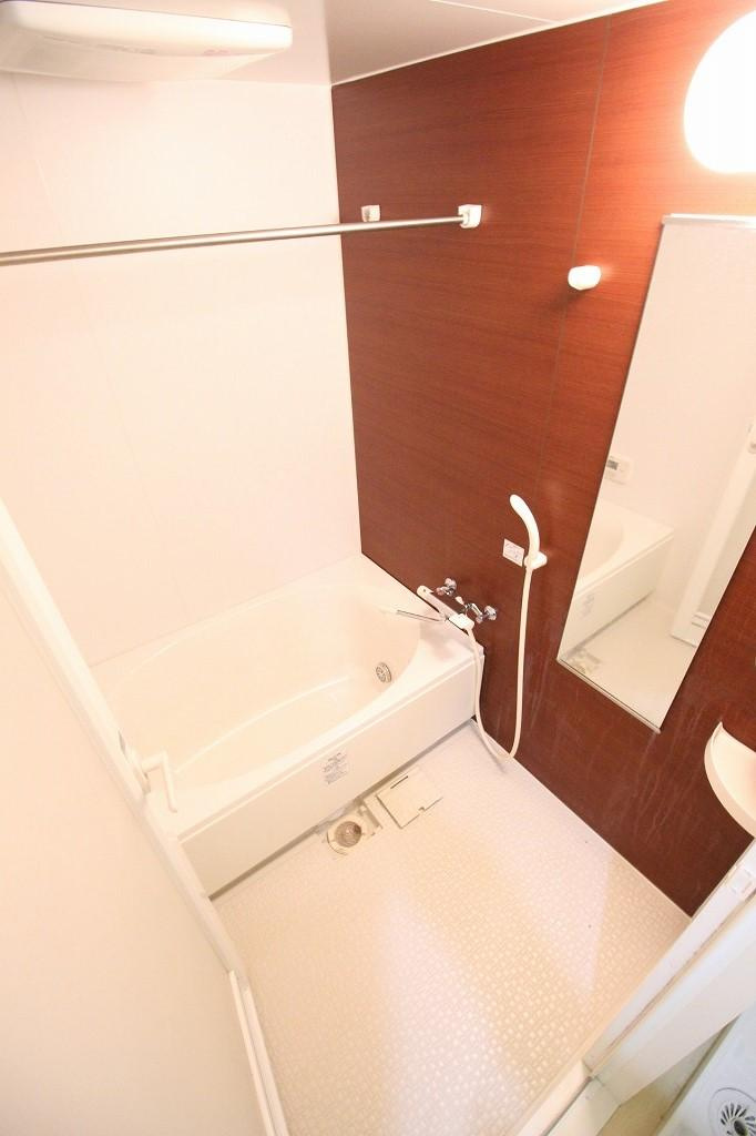 リュクス西明石の浴室|※お部屋により仕様が異なる場合があります※
